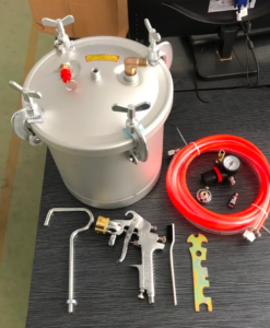 Nồi Hơi Phun Sơn, Đá Granite